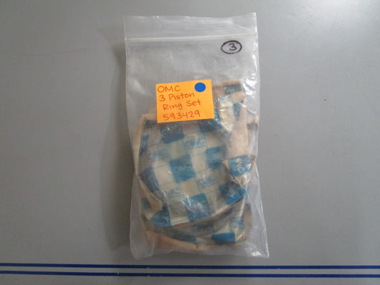 *NEW OEM* 0810 OMC Johnson Evinrude 3 Piston Ring Set 593429 0593429