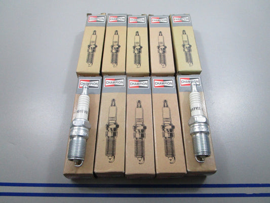 *NEW* (LOT OF 10) 0810 Champion Spark Plug RS17YX