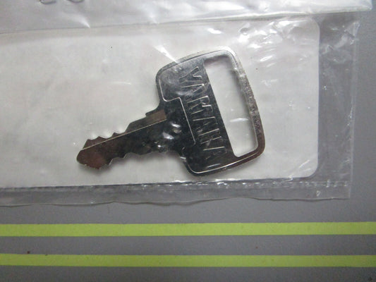 *NEW OEM* 0810 Yamaha Key #464 90890-55833-00