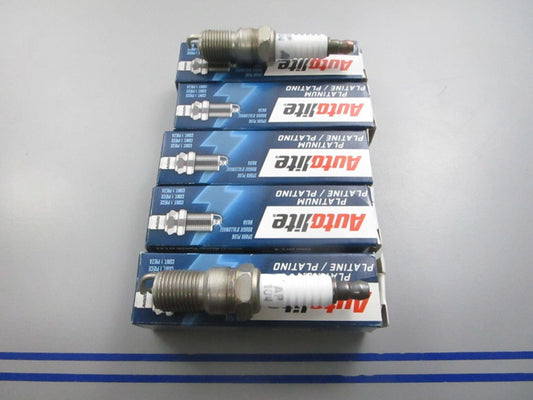 NEW (LOT OF 5) AP104 Autolite Spark Plug 0810
