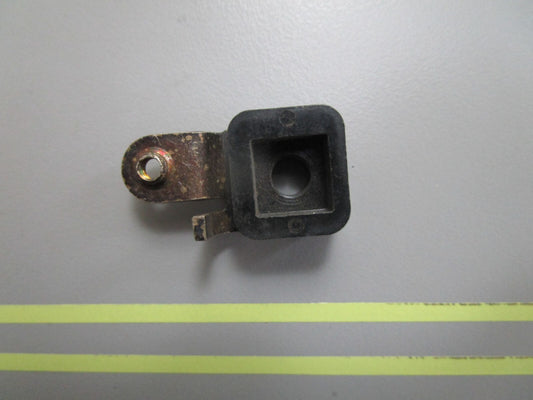 *NEW OEM* 0810 OMC Johnson Evinrude Contact Insulator 382495 0382495