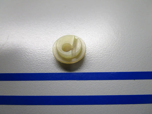 *NEW OEM* 0720 OMC Johnson Evinrude Cam Bushing 305456 0305456