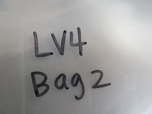 *NEW OEM* 0810 Mercury Quicksilver Screw 10-824459110