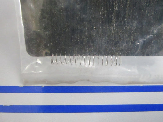 *NEW OEM* 0810 OMC Johnson Evinrude Spring 5032393