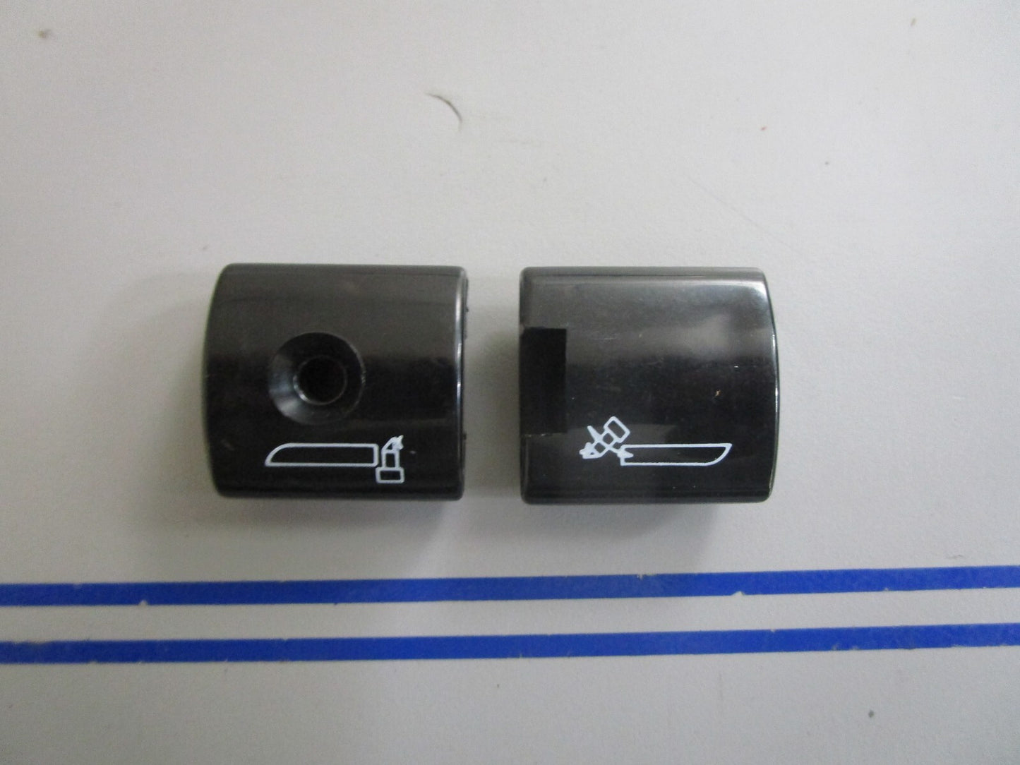 *NEW OEM* (LOT OF 2) 0810 OMC Johnson Evinrude Tilt Lock Knob 329012 0329012