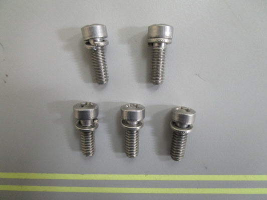 *NEW OEM* (LOT OF 5) 0810 OMC Johnson Evinrude Screw 305745 0305745