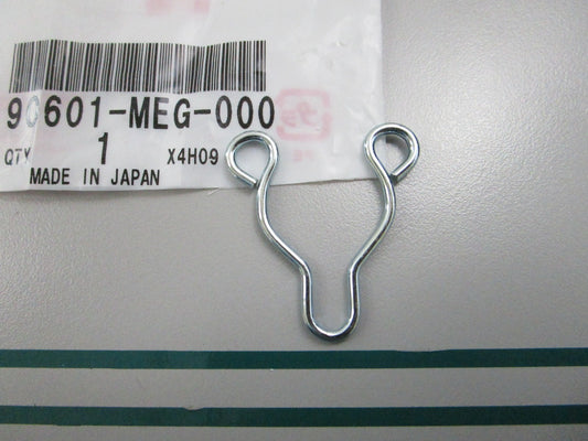 NEW OEM 90601-MEG-000 Honda Ring Clip 0810
