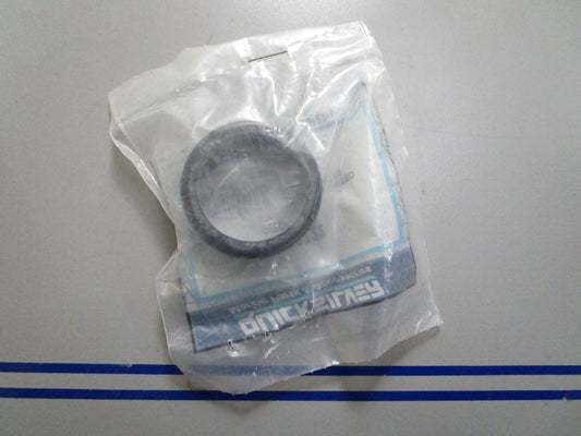 *NEW OEM* 0770 Mercury Quicksilver Grommet 25-889322