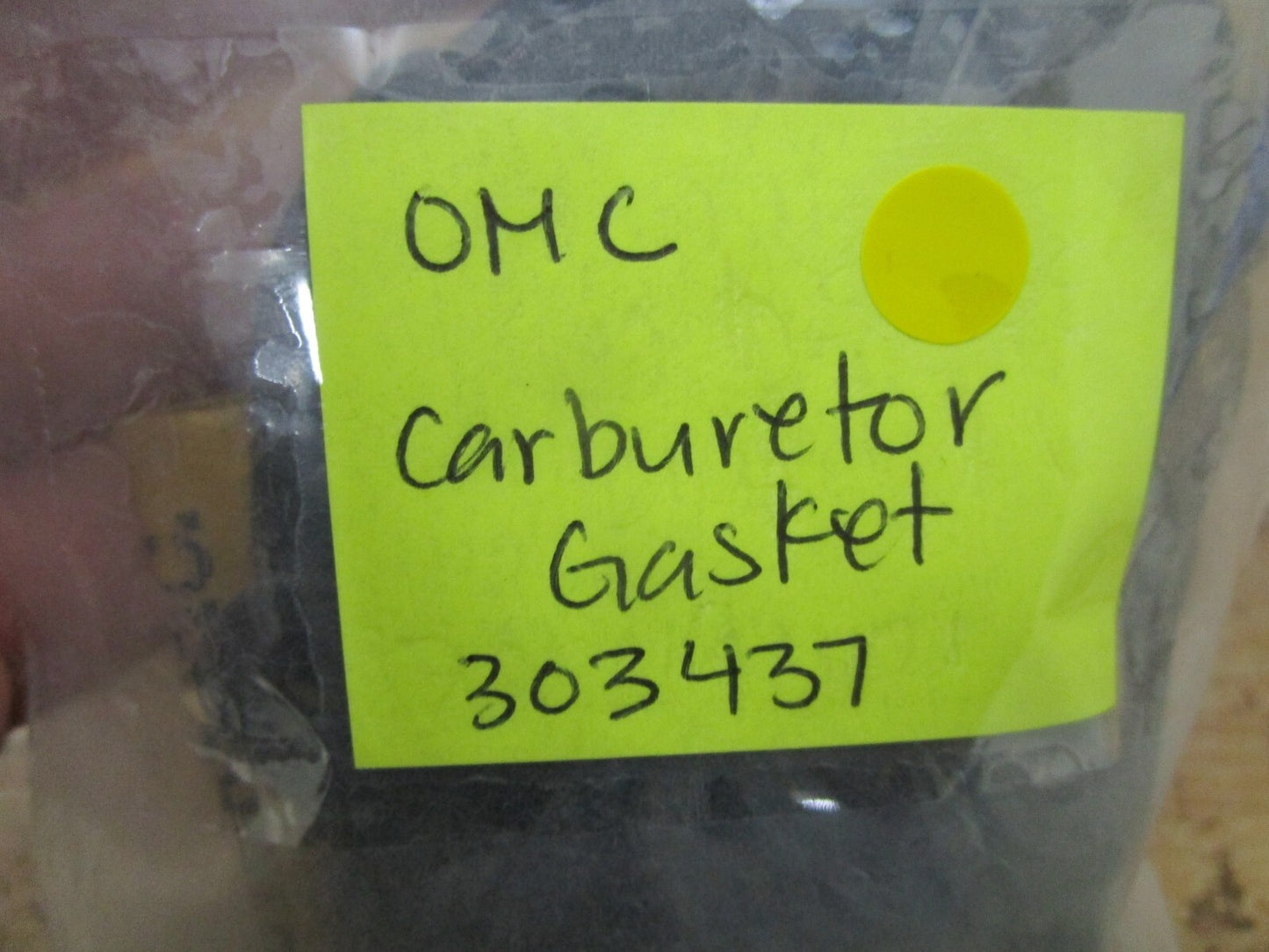 *NEW OEM* (LOT OF 2) 0750 OMC Johnson Evinrude CARBURETOR GASKET 303437 0303437