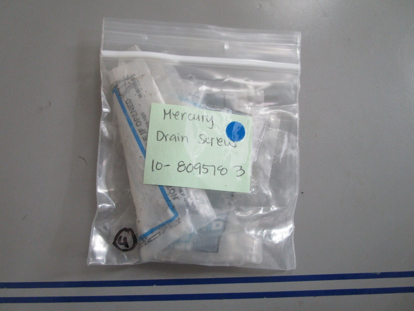 *NEW OEM* 0810 Mercury Quicksilver Drain Screw 10-8095783