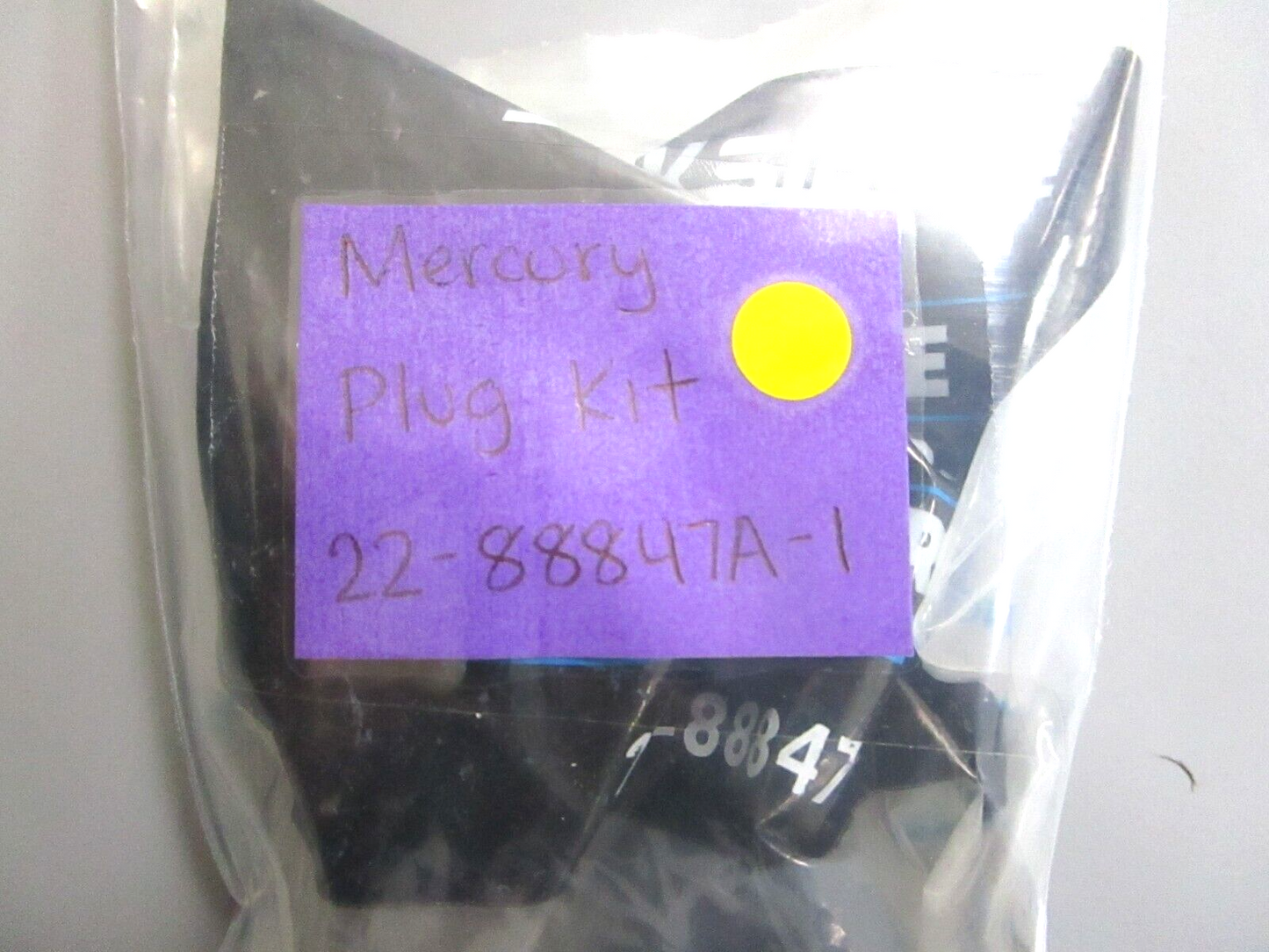 *NEW OEM* 0750 Mercury Quicksilver PLUG KIT 22-88847A-1