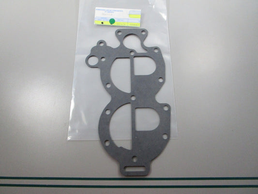 NEW OEM 327674 0327674 OMC Johnson Evinrude Gasket 0810