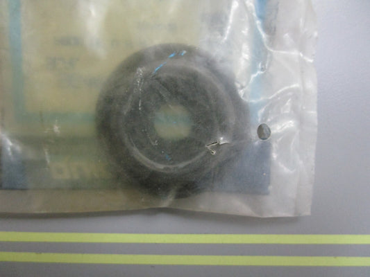 *NEW OEM* 0810 Mercury Quicksilver Seal 96401