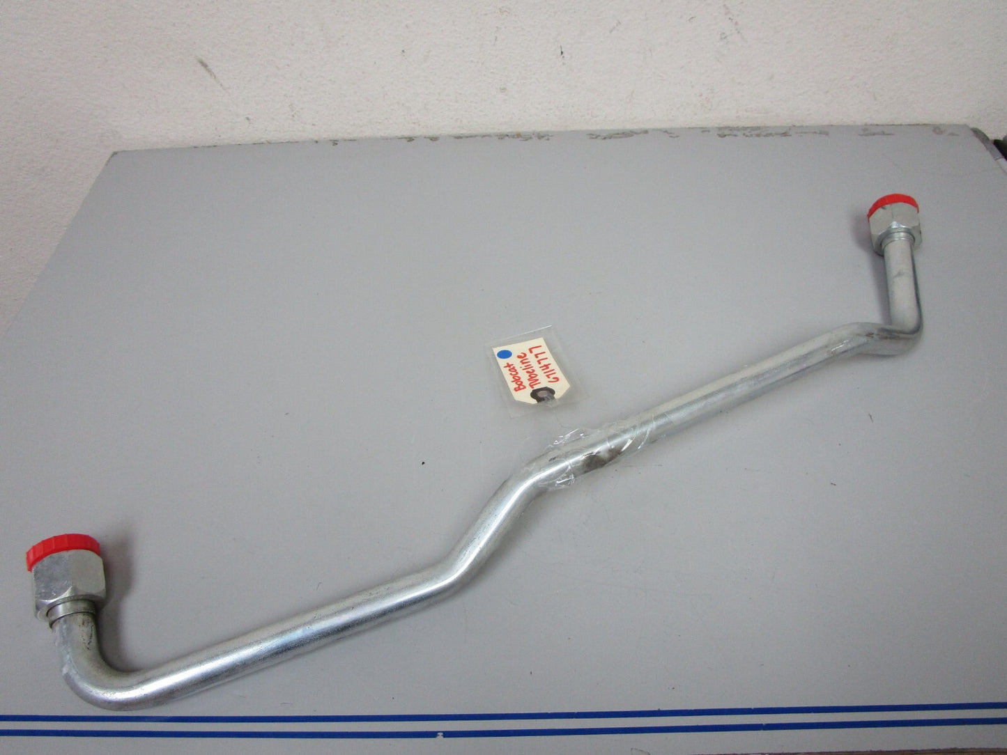 *NEW OEM* 0720 Bobcat Tubeline 6714777