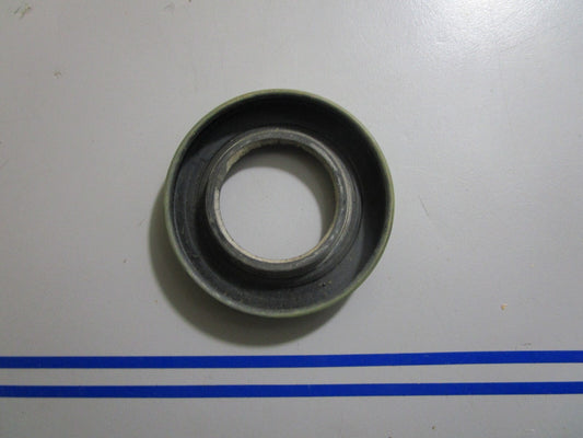 *NEW OEM* 0810 OMC Johnson Evinrude Seal 309990 0309990