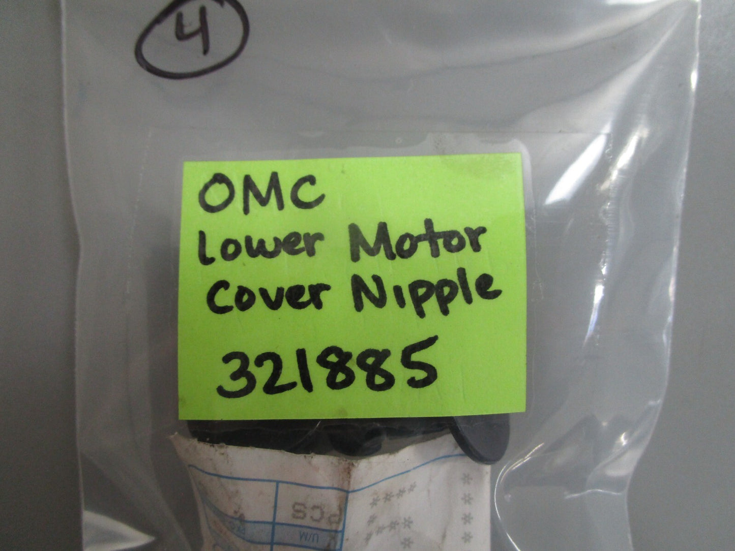 *NEW OEM* 0810 OMC Johnson Evinrude Lower Mount Cover Nipple 321885 0321885
