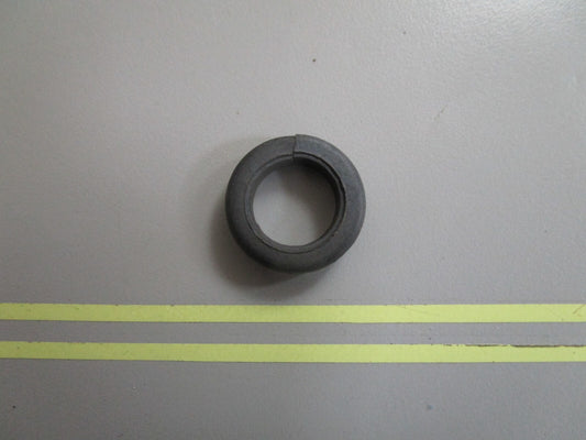 *NEW OEM* (LOT OF 4) 0810 OMC Johnson Evinrude Grommet 300454 0300454