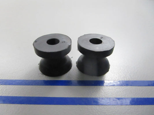 NEW OEM (LOT OF 2) 09329-05007 Suzuki Cushion 0810