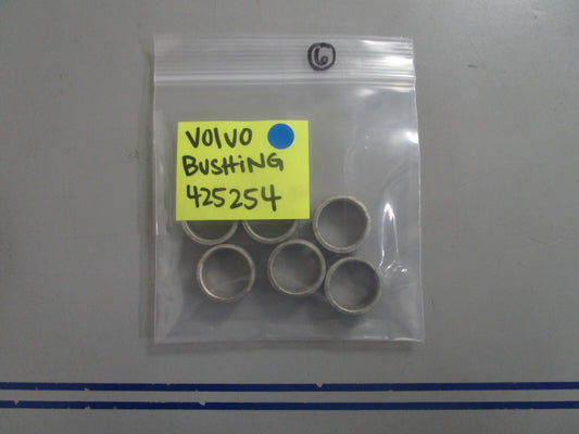 *NEW OEM* 0810 Volvo Penta Bushing 425254