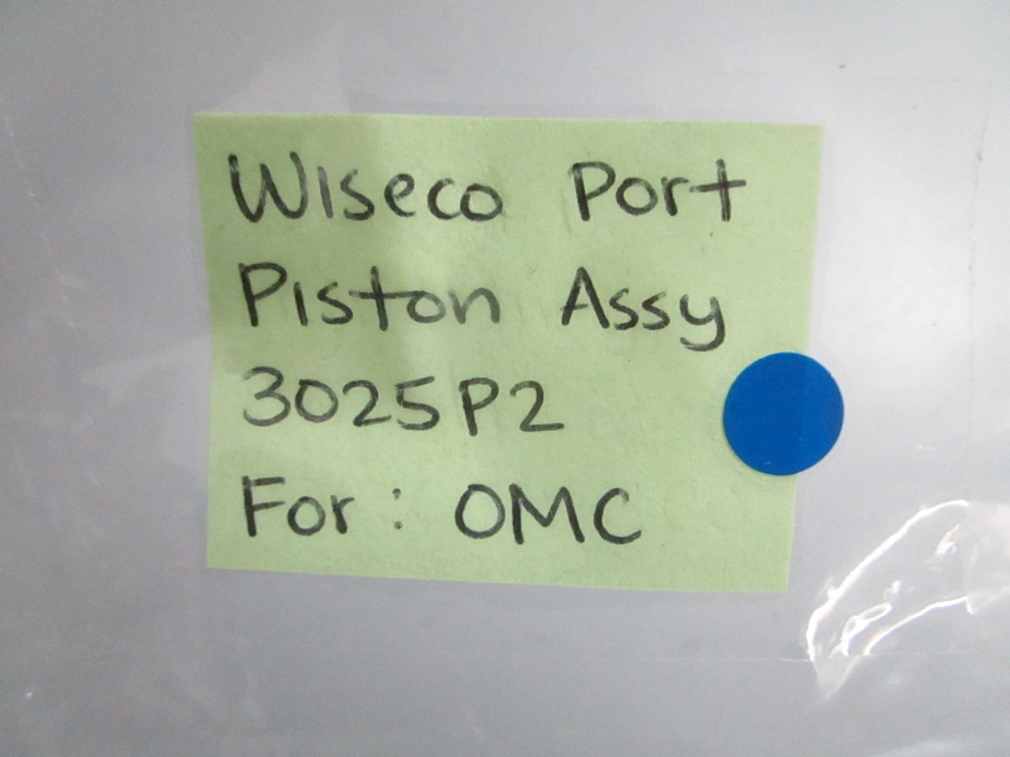 *NEW* 0820 Wiseco Port Piston Assy 3025P2 For: OMC