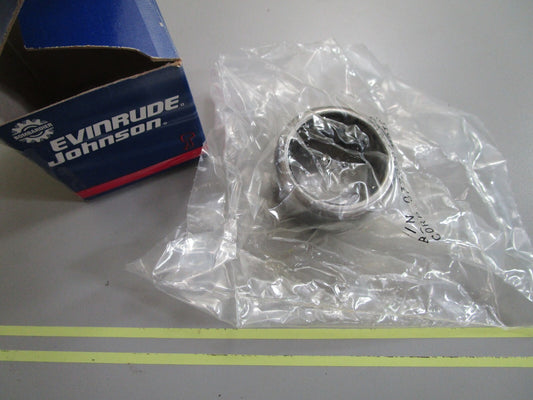 *NEW OEM* 0810 OMC Johnson Evinrude Needle Bearing Assembly 379504 0379504