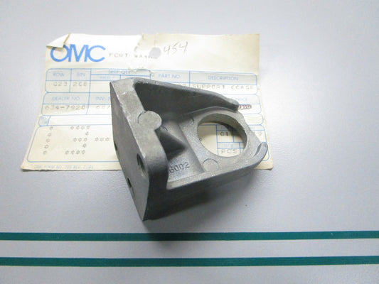 NEW OEM 316002 0316002 OMC Johnson Evinrude Support Case 0810