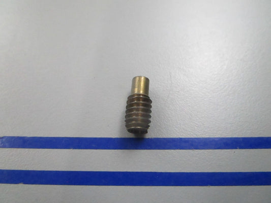 NEW OEM 315321 0315321 OMC Johnson Evinrude 56B Orifice Plug 0810