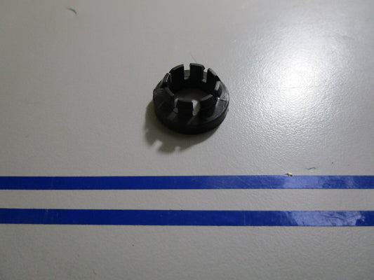 *NEW OEM* 0810 OMC Johnson Evinrude Socket 329168 0329168