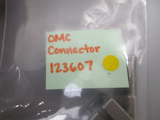 *NEW OEM* 0750 OMC Johnson Evinrude CONNECTOR 123607 0123607