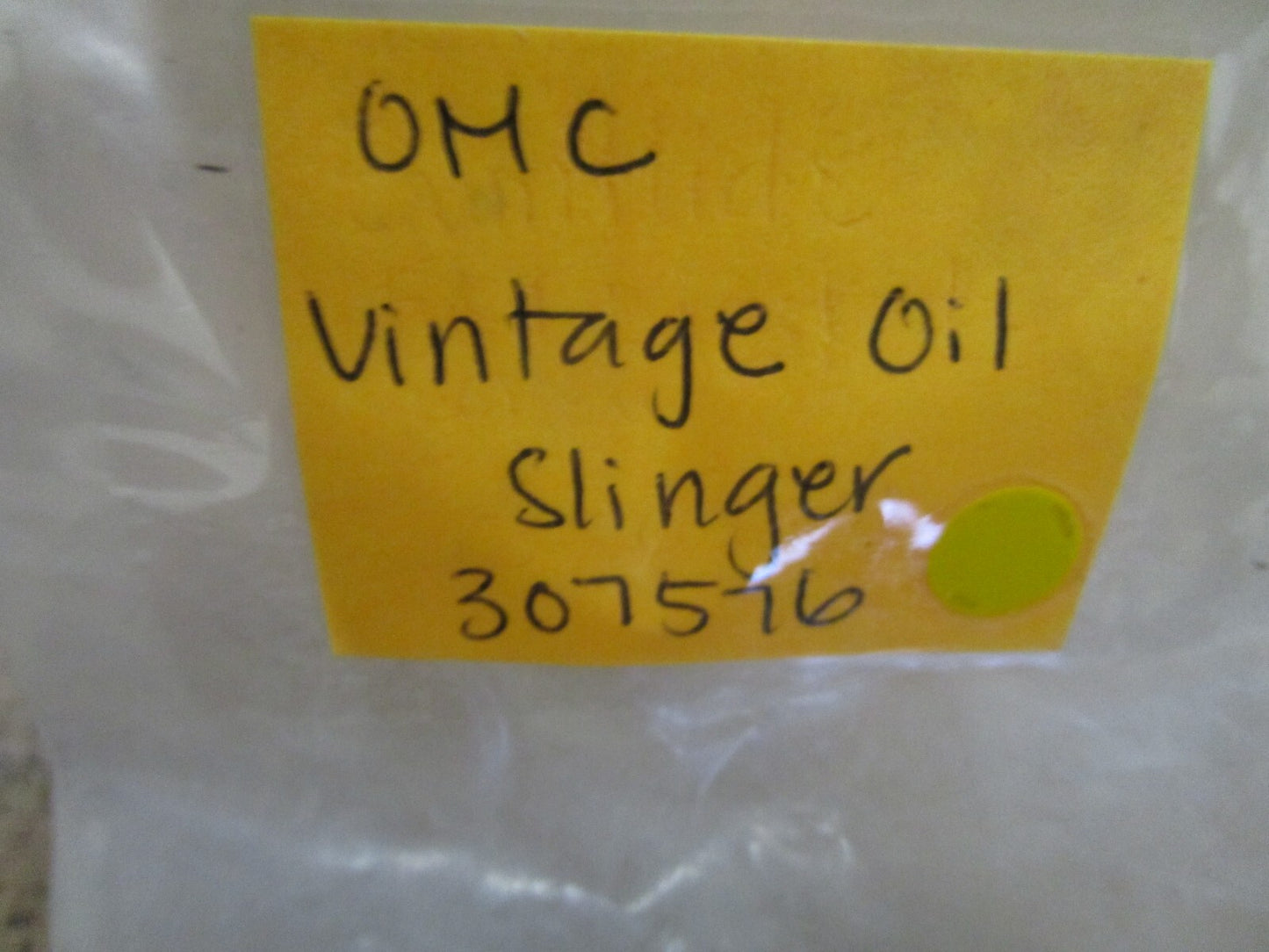 *NEW OEM* (LOT OF 2) 0750 OMC Johnson Evinrude VINTAGE OIL SLINGER 0307576