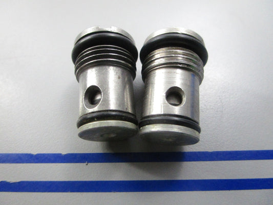 NEW OEM (LOT OF 2) 387517 0387517 OMC Johnson Evinrude Valve Seal & Seal Ay 0810