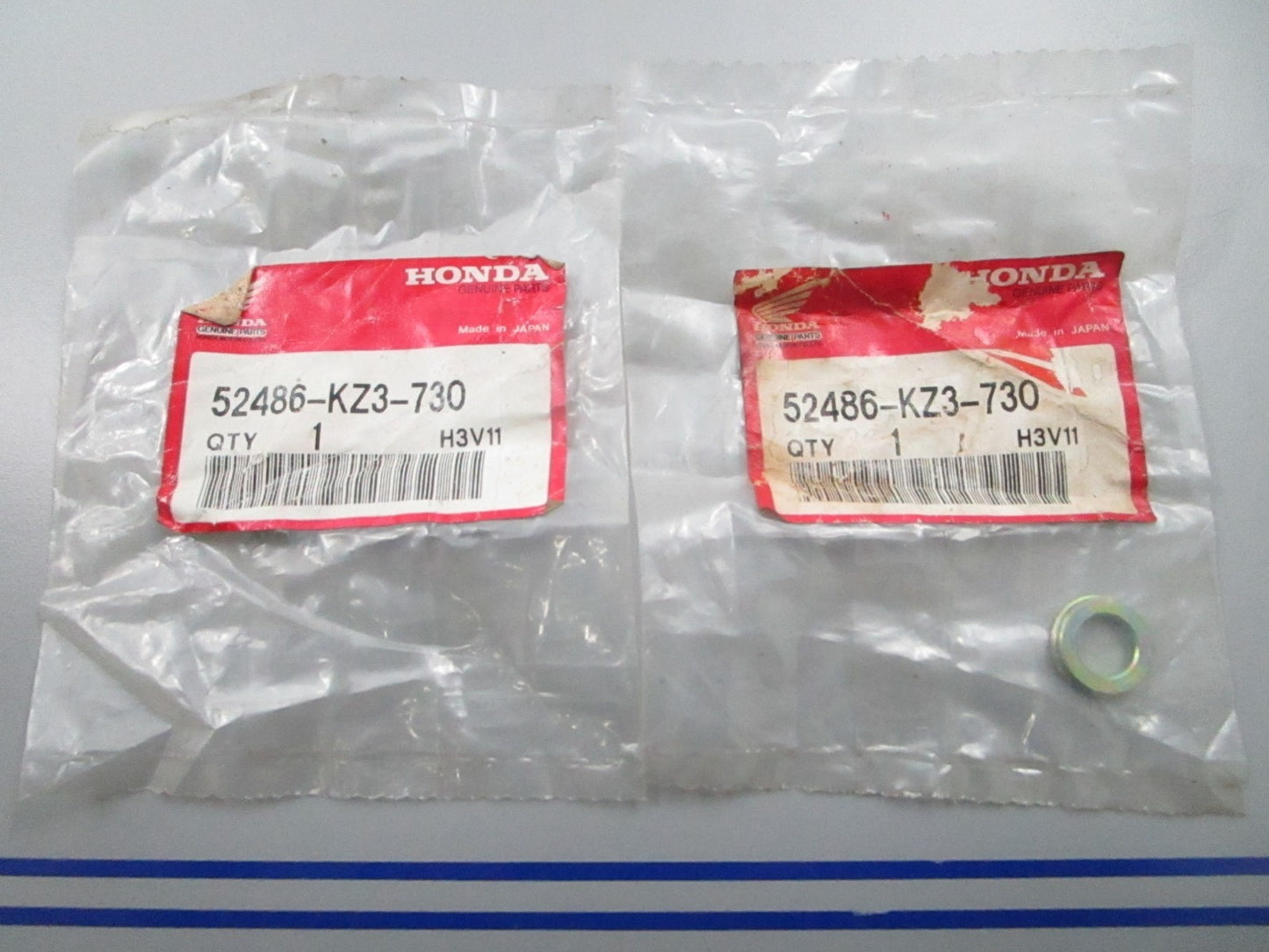 *NEW OEM* (LOT OF 2) 0810 Honda Shock Absorber Collar 52486-KZ3-730