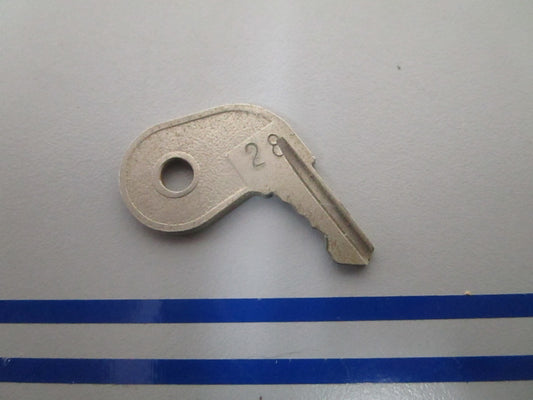 NEW OEM 501793 0501793 OMC Johnson Evinrude #28 Ignition Key 0810