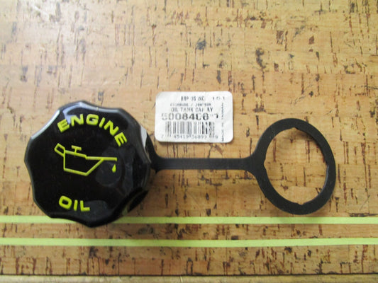 *NEW OEM* 0810 OMC Johnson Evinrude Oil Tank Cap Assembly 5008406