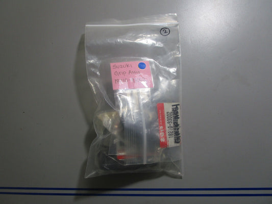 *NEW OEM* 0810 Suzuki Grip Assembly 18210-93002