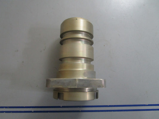 *NEW OEM* 0810 OMC Johnson Evinrude Housing & Bearing Assembly 984462 0984462