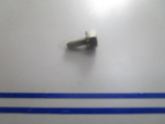 *NEW OEM* 0810 OMC Johnson Evinrude Screw 328731 0328731