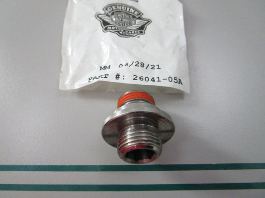 NEW OEM 26041-05A Harley Davidson Oil Filter Adaptor 0810