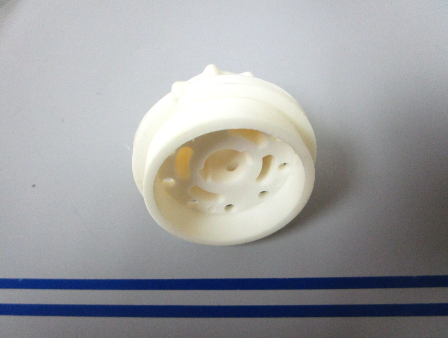 *NEW OEM* 0810 OMC Johnson Evinrude Clutch Hub 316559 0316559