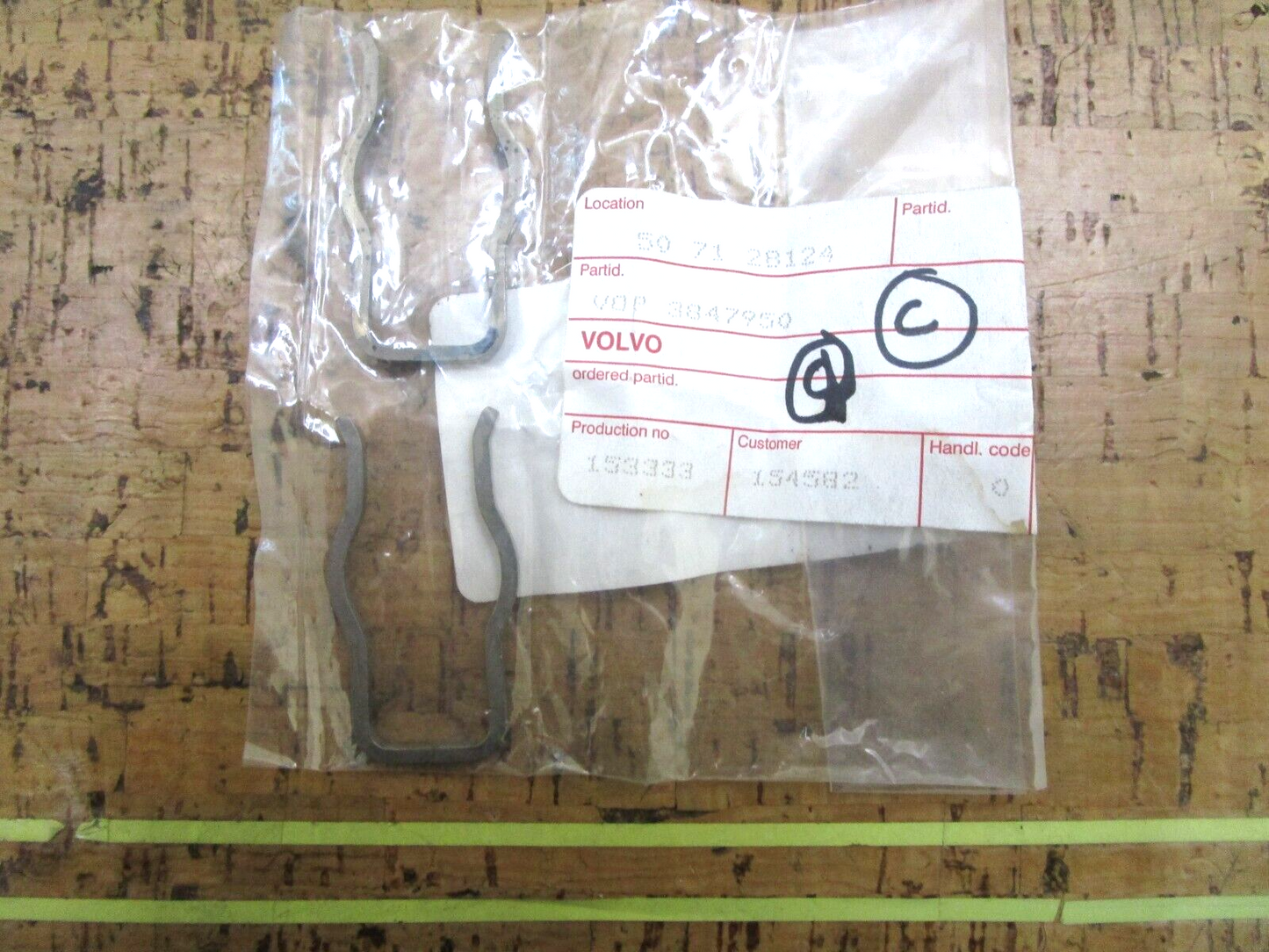 *NEW OEM* (LOT OF 2) 0750 Volvo Penta LOCK SPRING 3847950