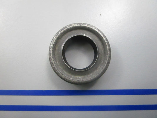 NEW OEM 313284 0313284 OMC Johnson Evinrude Oil Seal 0810