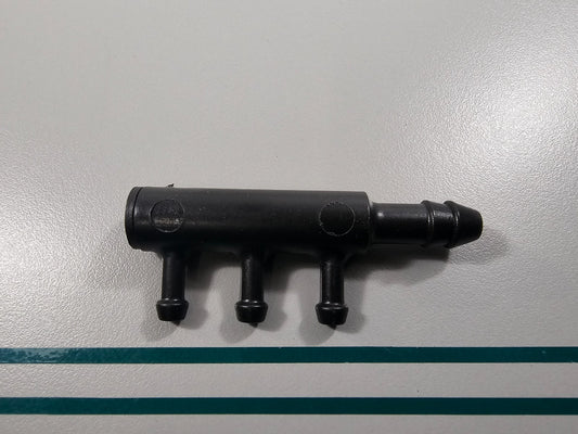 NEW OEM 395540 0395540 OMC Johnson Evinrude Fuel Manifold 0810