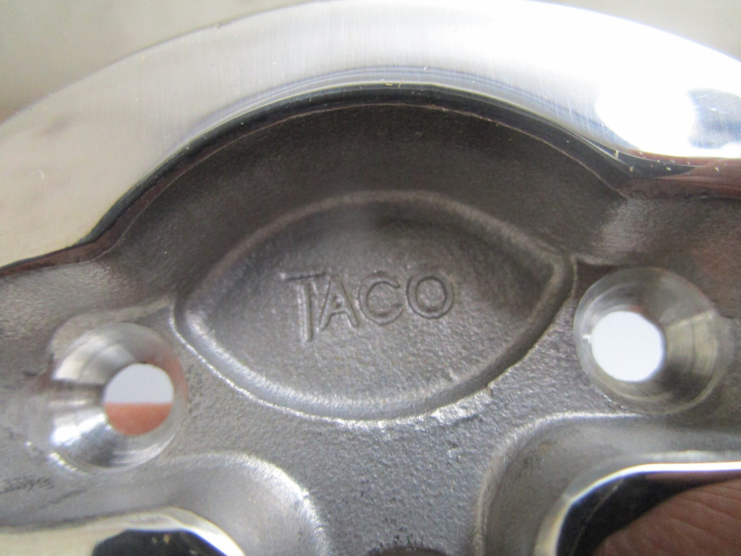 *NEW* 0820 Taco 3" Round Latch F16300