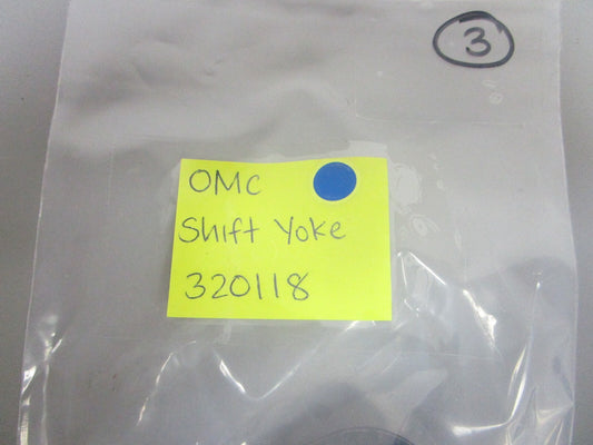 *NEW OEM* 0810 OMC Johnson Evinrude Shift Yoke 320118 0320118