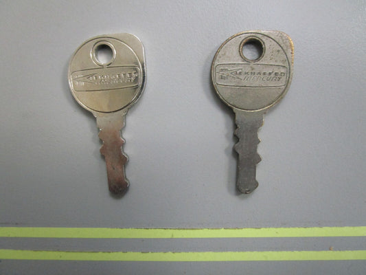 *NEW OEM* (LOT OF 2) 0810 Mercury Quicksilver Key (110) 30431110