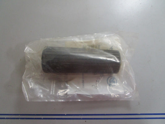 *NEW OEM* 0810 Mercury Quicksilver Grip 99589003