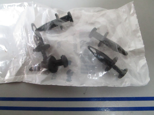 NEW OEM (LOT OF 5) 90269-06804-00 Yamaha Rivet 0810