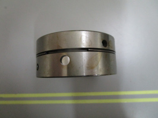 *NEW OEM* 0810 OMC Johnson Evinrude Split Bearing Sleeve 310433 0310433