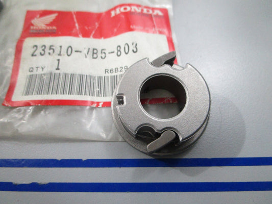*NEW OEM* 0810 Honda Right Ratchet Holder 23510-VB5-803