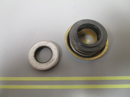 *NEW OEM* 0810 Volvo Penta Seal 835515